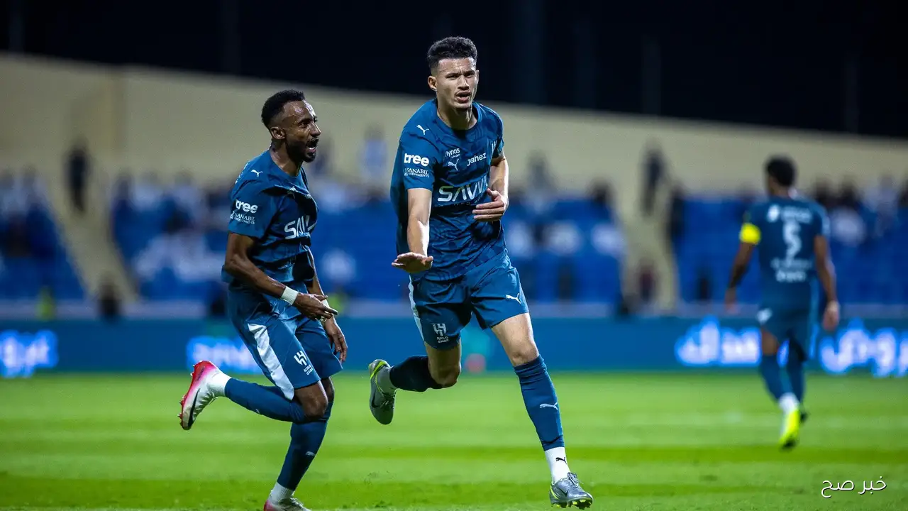 مباراة الهلال منقولة على أي قناة.. القنوات الناقلة لمباراة الهلال والاخدود اليوم في دوري روشن السعودي