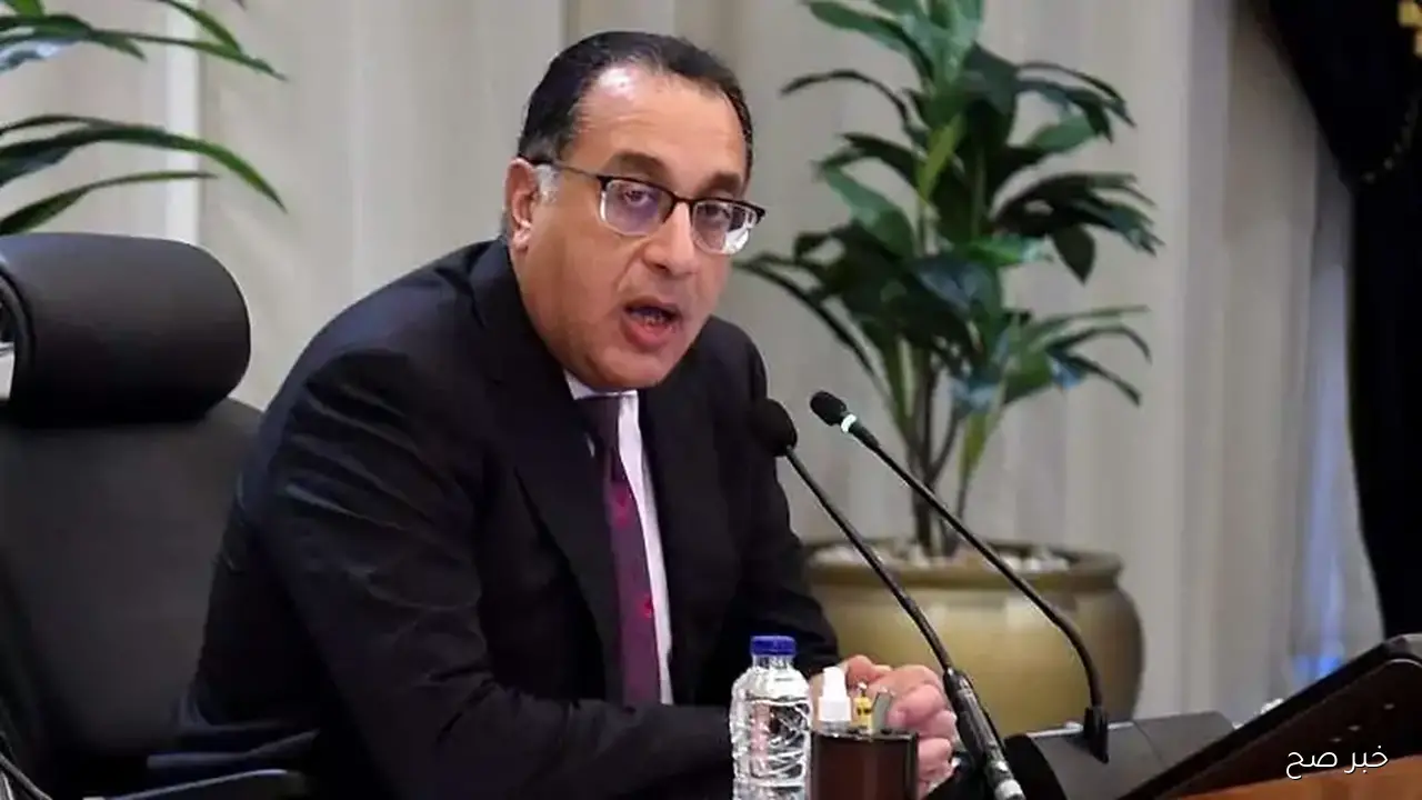 هل اليوم الخميس إجازة رسمية؟ الحكومة تحسم الجدل بشأن عطلة 2 أكتوبر 2025