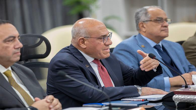 «الإنتاج الحربي» و«العربية للتصنيع» يبحثان إقامة مصنع لإنتاج «السهام والألعاب النارية»