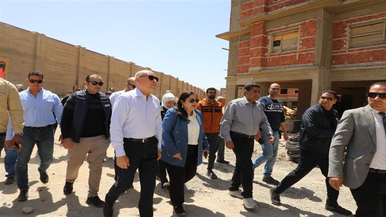 محافظ القاهرة، يتفقد مشروع تطوير وإعادة تسكين مدينة الأمل الجديدة